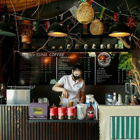 Sleepbox Hostel Suratthani Surat Thani Exterior photo